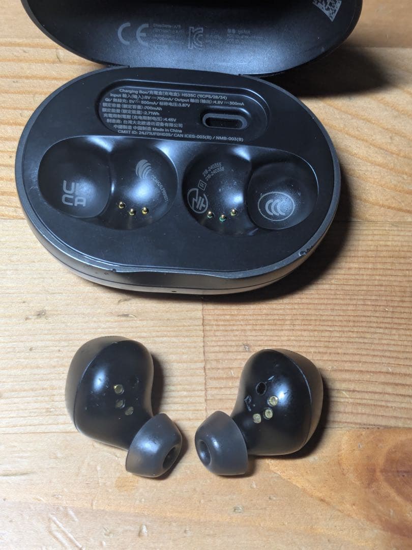 イヤホン SteelSeries Arctis GameBuds steel series