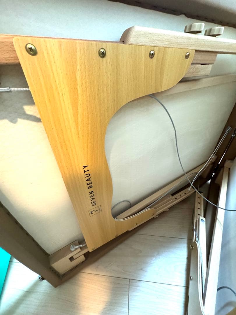 有孔折りたたみマッサージベッド ライトブラウン