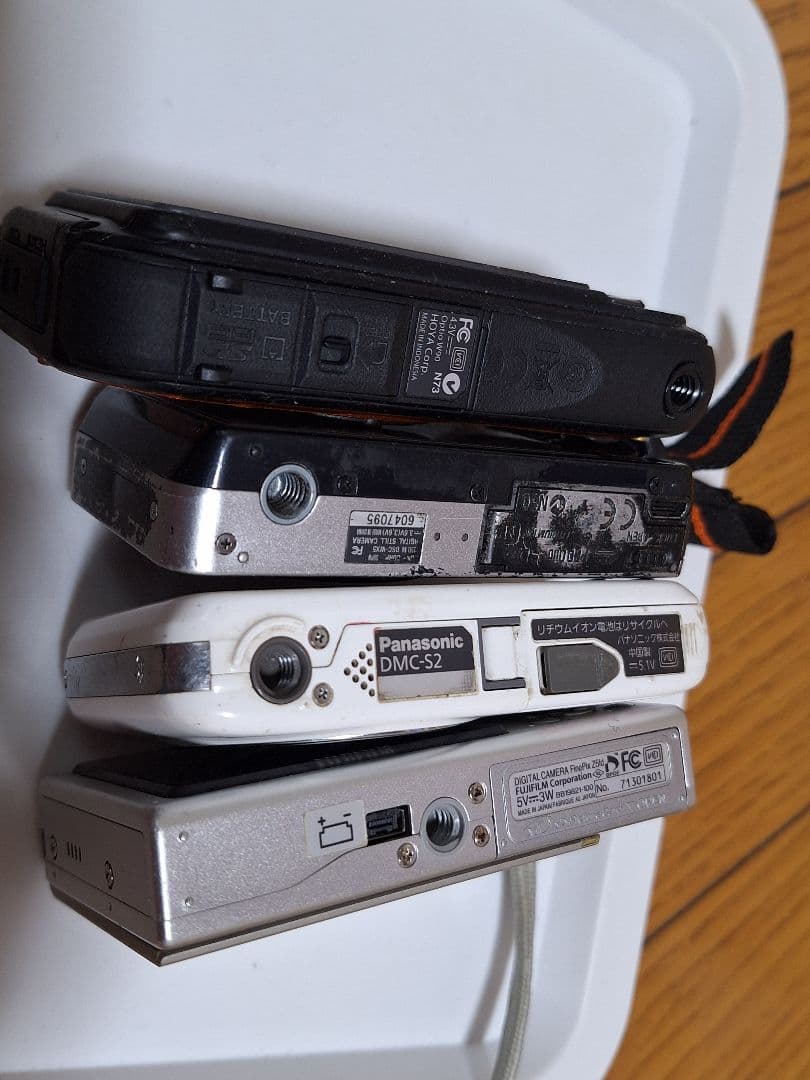 デジカメ多種4台まとめ売り完全故障品部品取りリペア専用❗使用不可