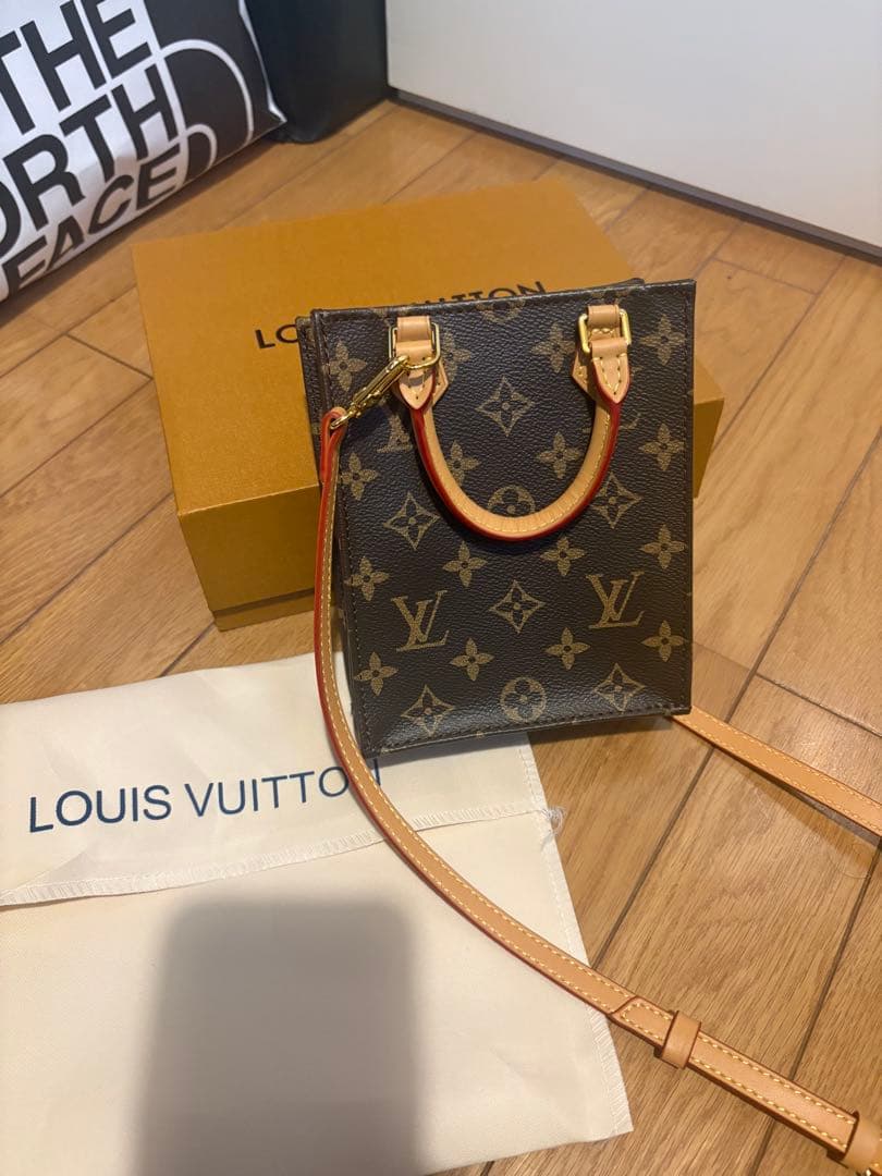 LOUIS VUITTON ミニバッグ ブラウン　ノベルティ