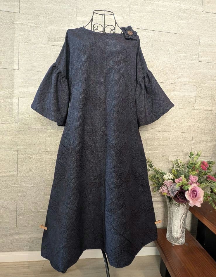 A259結城紬リメイクふんわり2way袖Aラインワンピース★ リボン・ブローチ