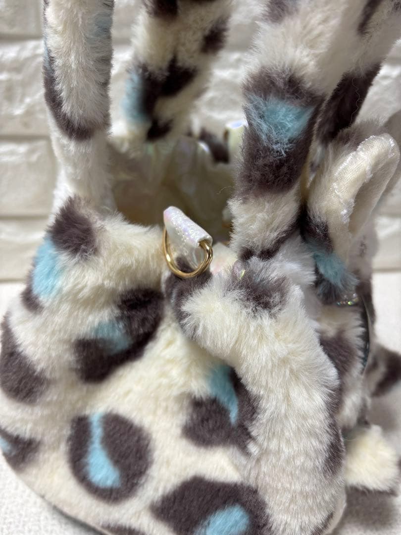 黒*こ様 コヤンイサムチョン　ハンドメイド　ファーバッグ　ハチワレねこちゃん　ヒ