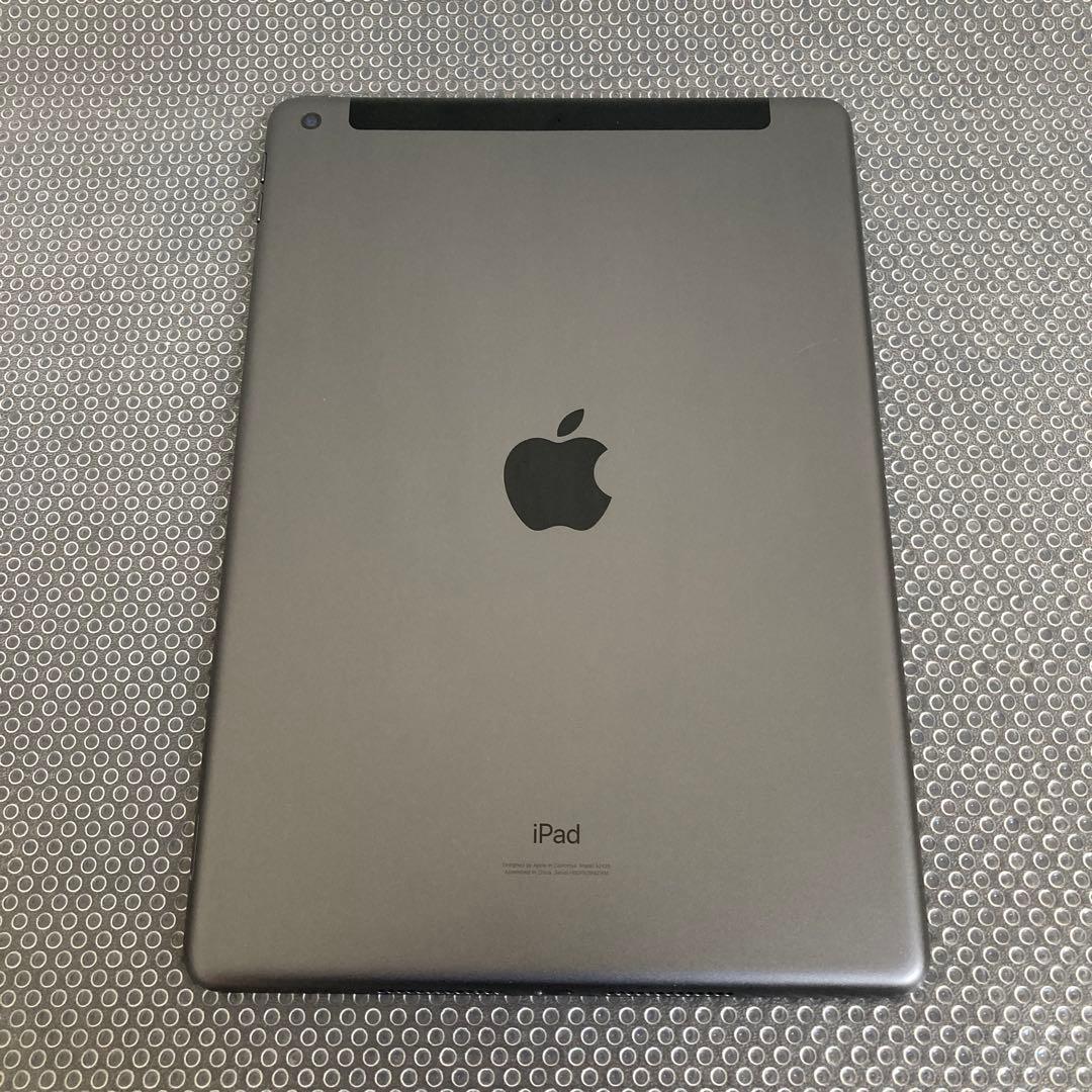 3565 外観美品☆電池ほぼ新品☆iPad8 第8世代 32GB SIMフリー☆