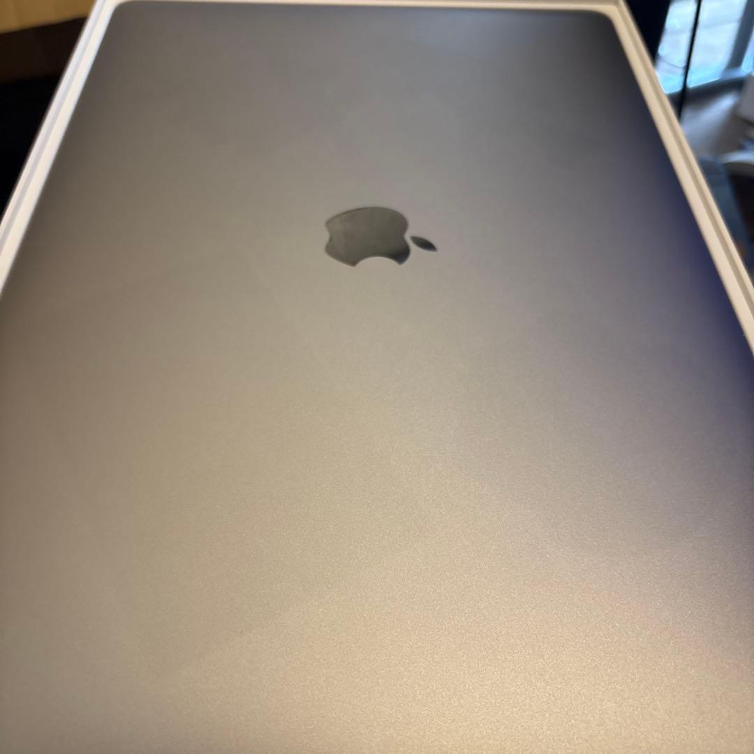 MacBook Pro 15.4インチ Intel Core i7 Win 10