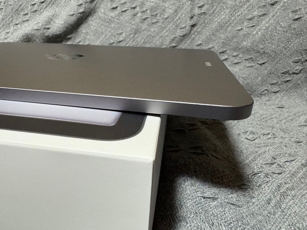 Apple iPad Air M2 128GBスペースグレー 本体