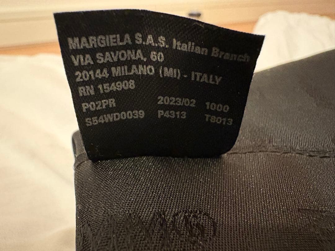 MM6 メゾンマルジェラ 黒 フェイクレザー バッグ