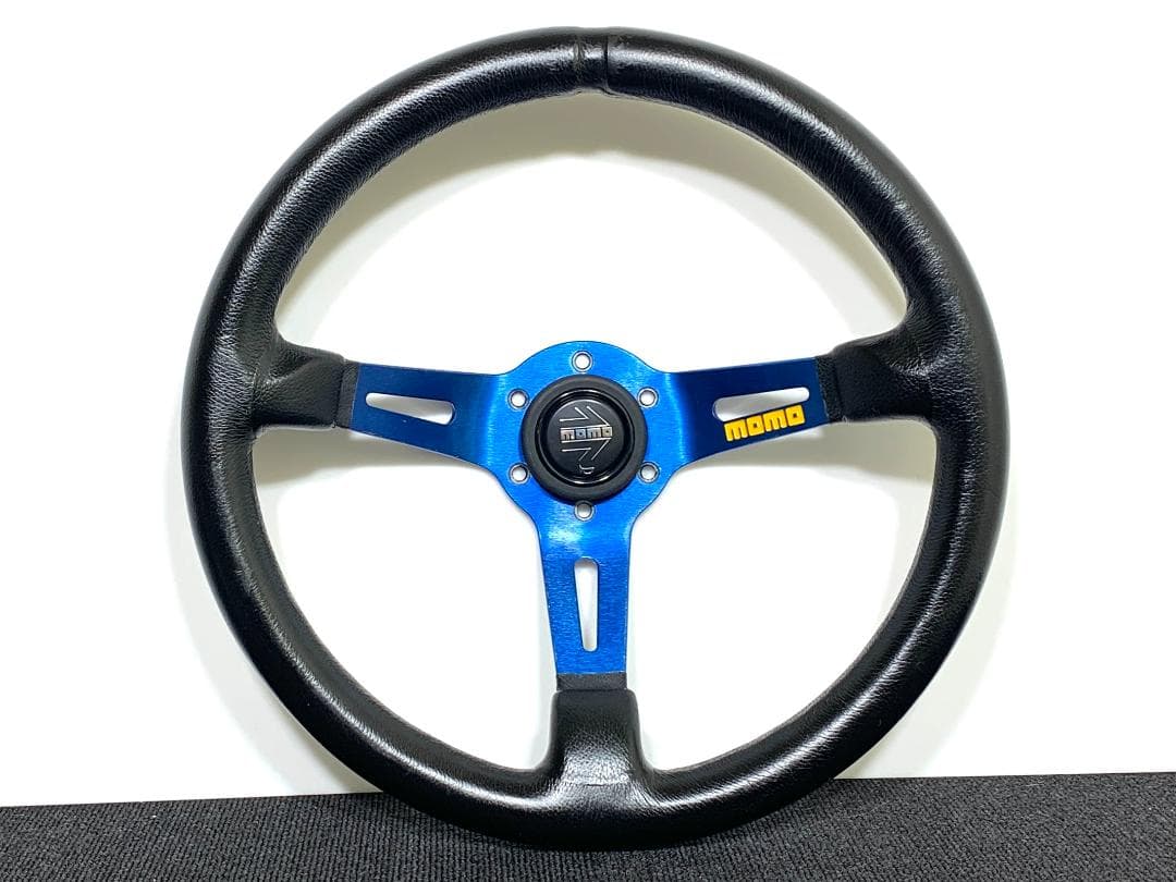 【送料無料・即日発送】モモ モデル08 ディープ 33Φ ホーンボタン付 美品