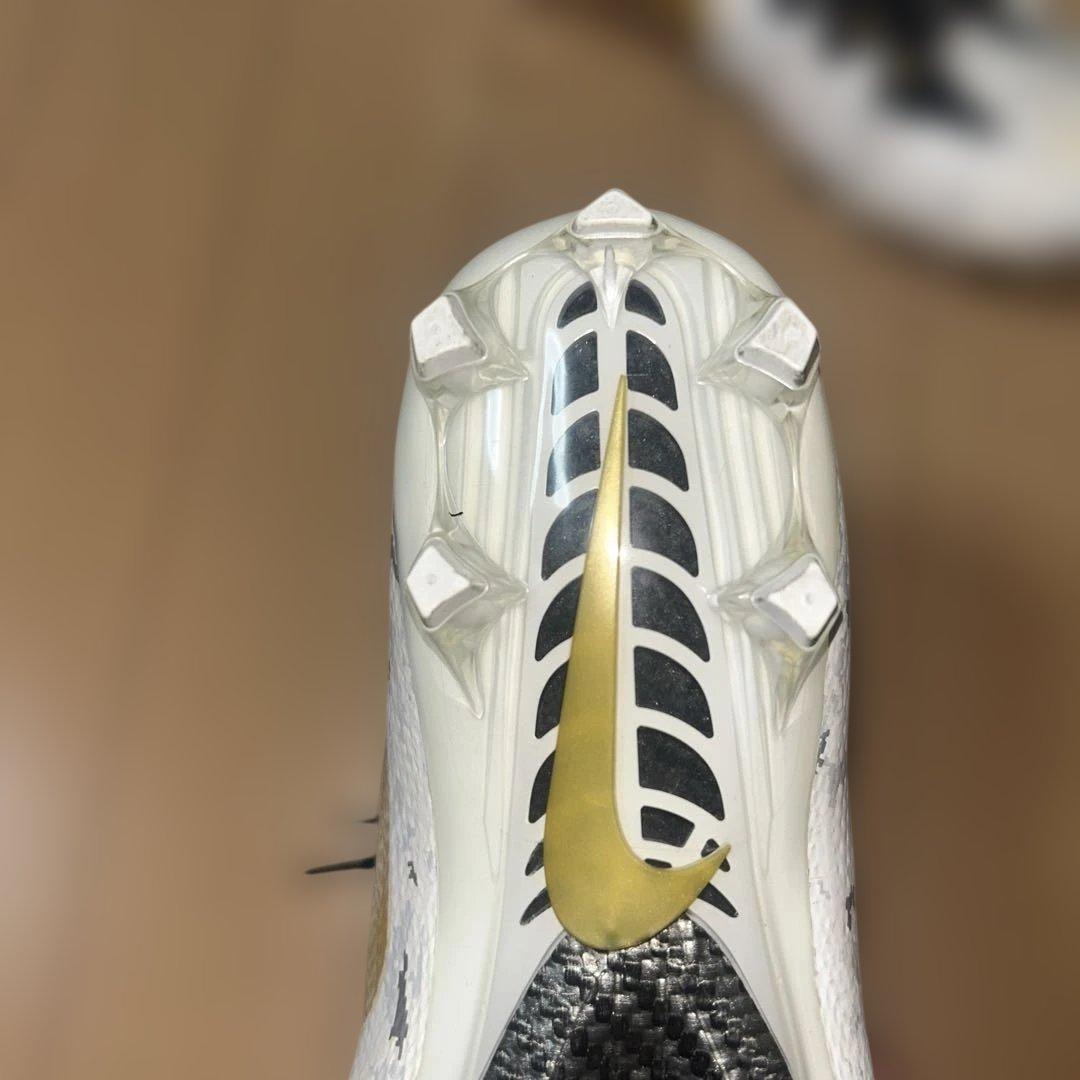 ナイキアメフトスパイク