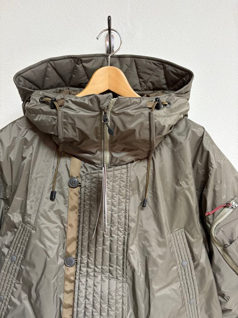 ナンガオーロラダウンロングコート　カーキM