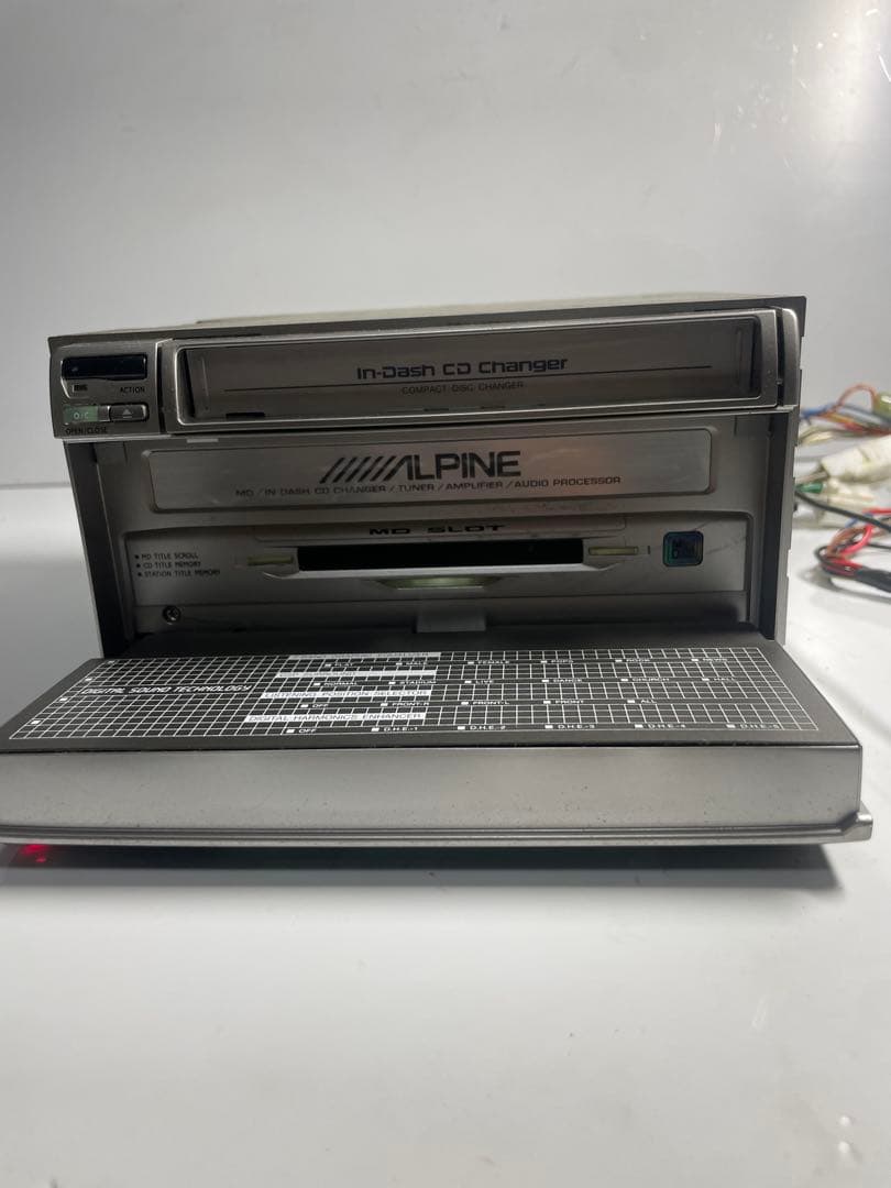 C*S様 アルパイン 2DINサイズ3枚CDチェンジャー MDデッキ　MDA-W