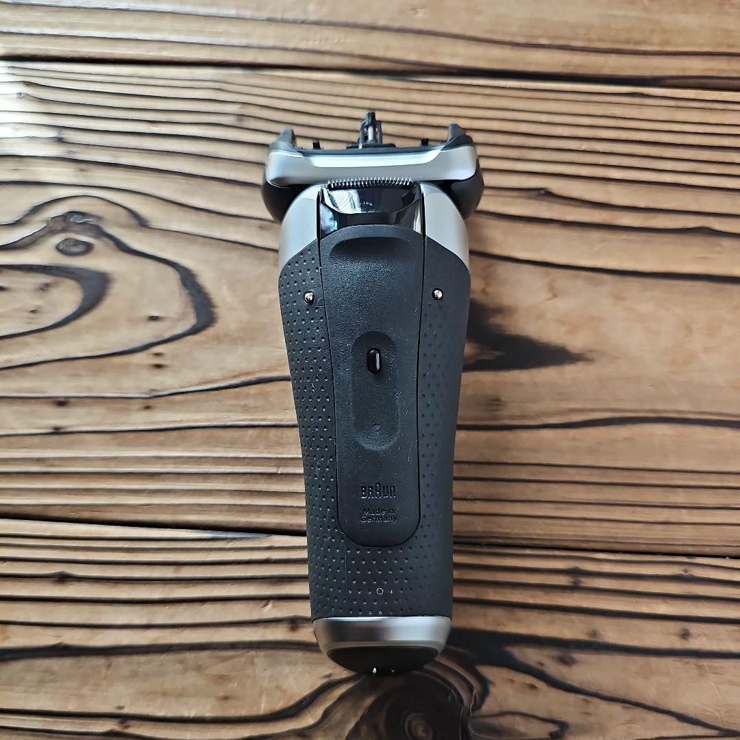 Braun S9 Pro メンズ電気シェーバー