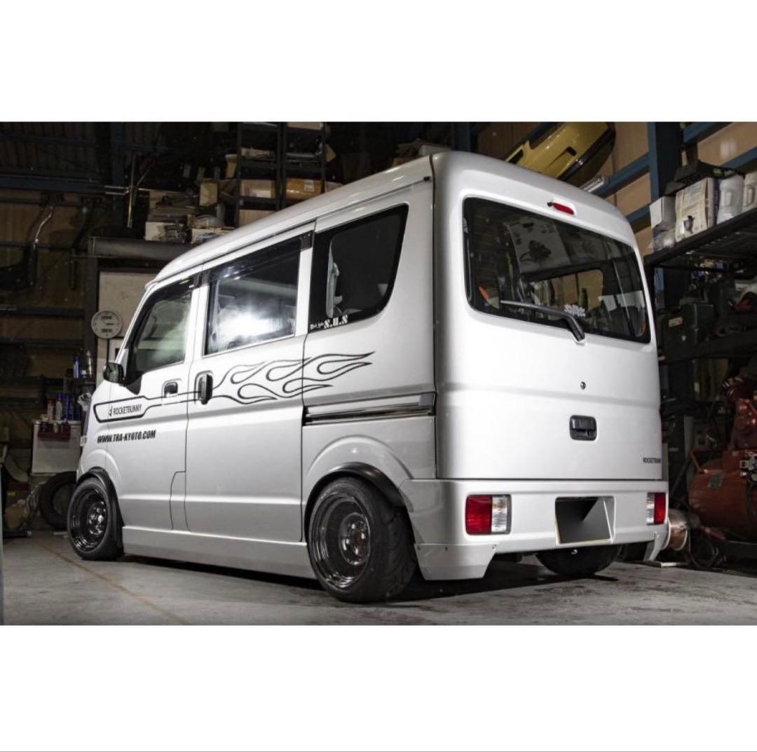 エブリィ DA17系専用 オーバーフェンダー ロケットバニー製