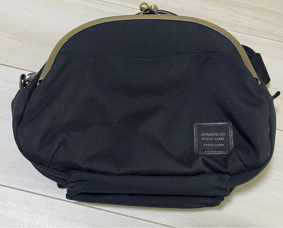 AYANOKOJI がま口ポシェット型ボディーバック　黒　バック