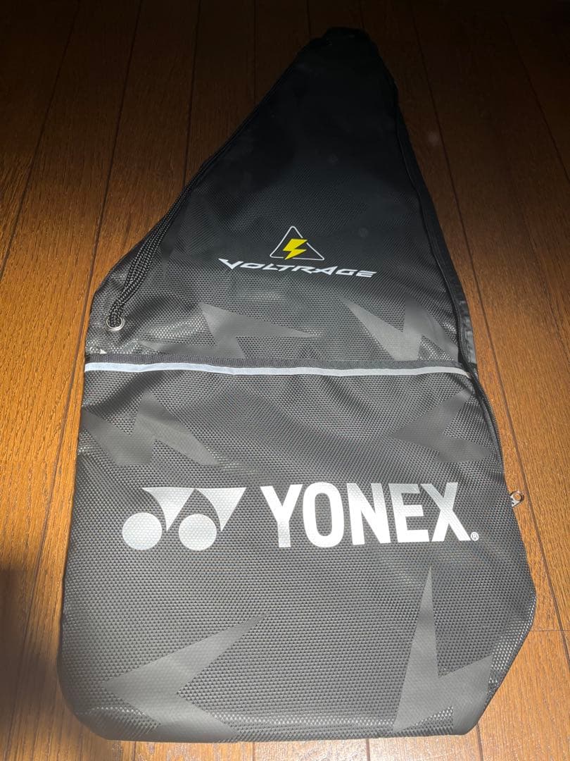 【超美品】YONEX VOLTRAGE 7VS軟式ラケットバッグ付き