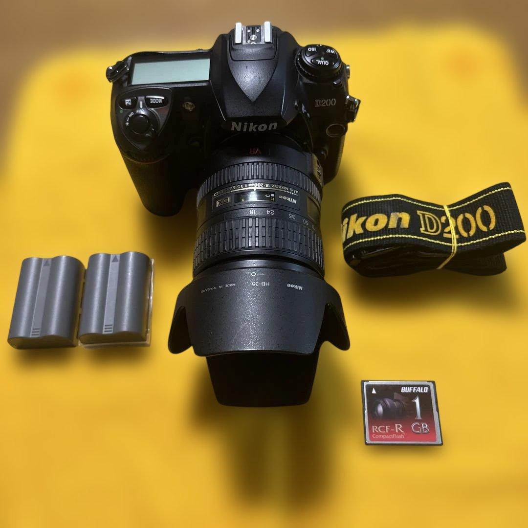 Nikon D200 デジタル一眼レフカメラ　ショット数12000以下