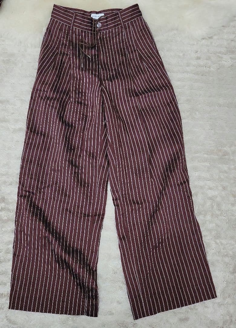 メゾンスペシャル　ストライプ ワイドパンツ