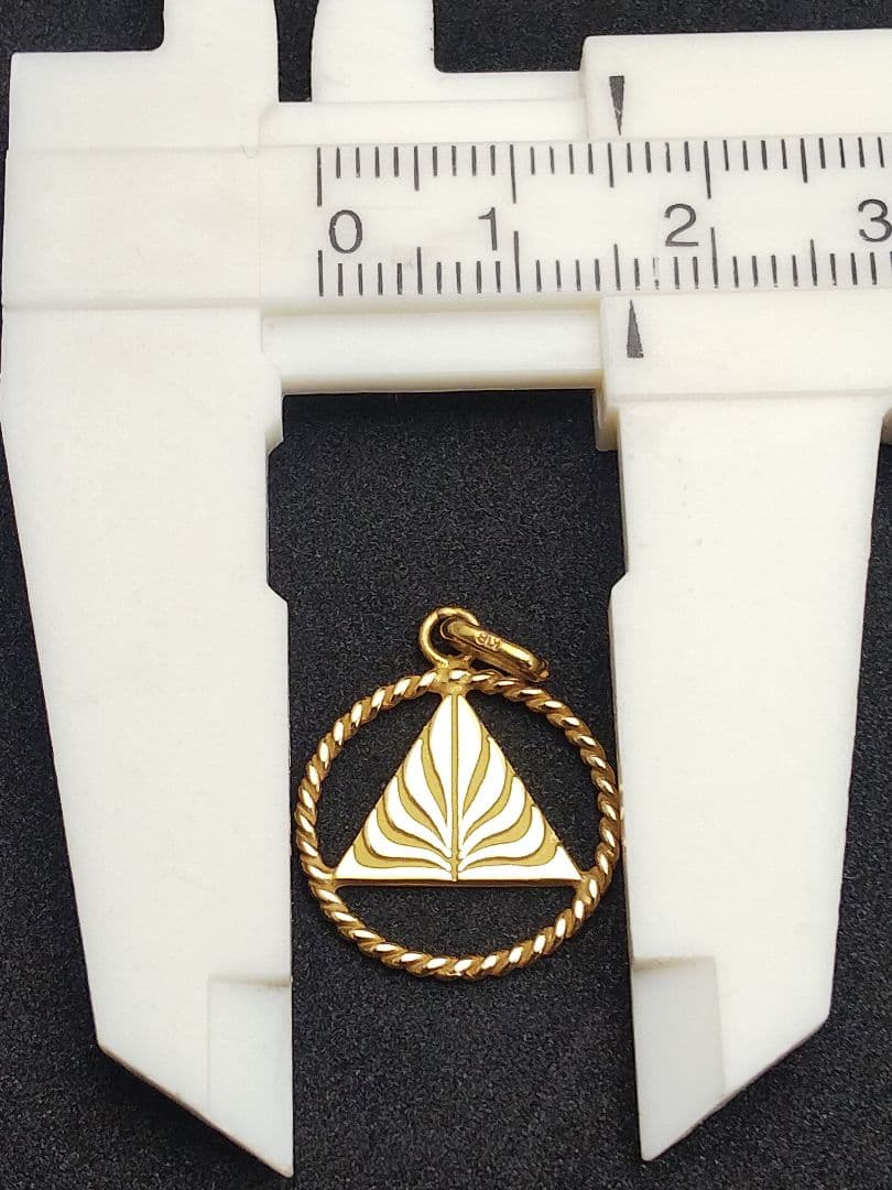 専用です。ESP科学研究所   K18  ペンダントトップ    約1.75g