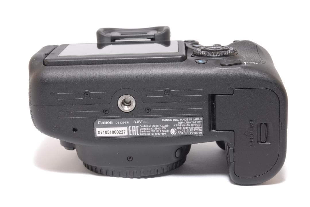 ✨美品　Wi-Fi通信機能付き！ Canon EOS 6D mark II