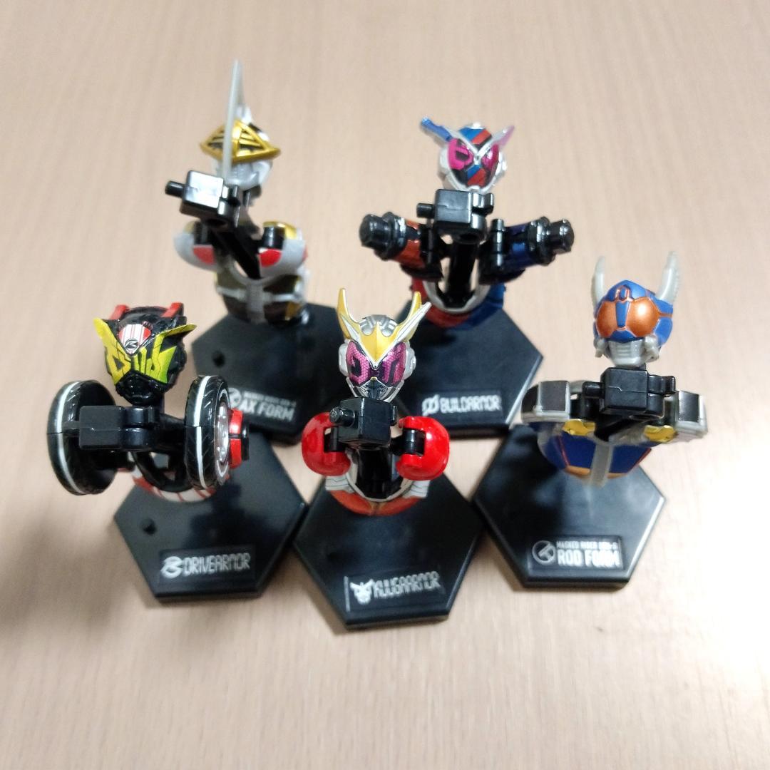 仮面ライダー装動　まとめ売り　本体36体　パーツ20個　JUNK　部品多数