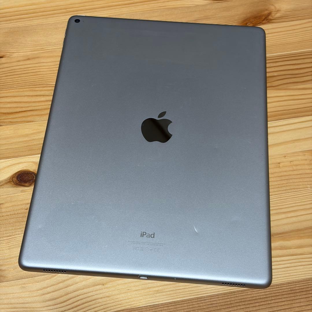 iPad Pro 12.9インチ（第1世代） 32GB 00001