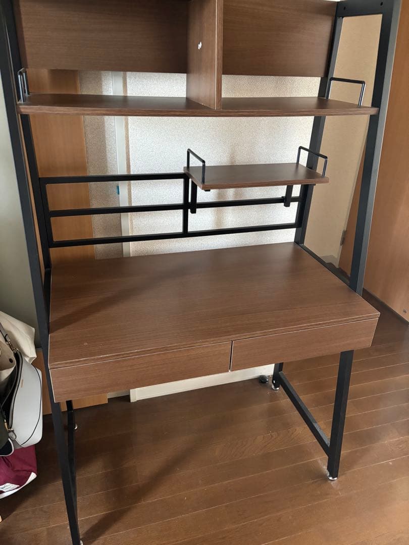 ニトリ　省スペースデスク