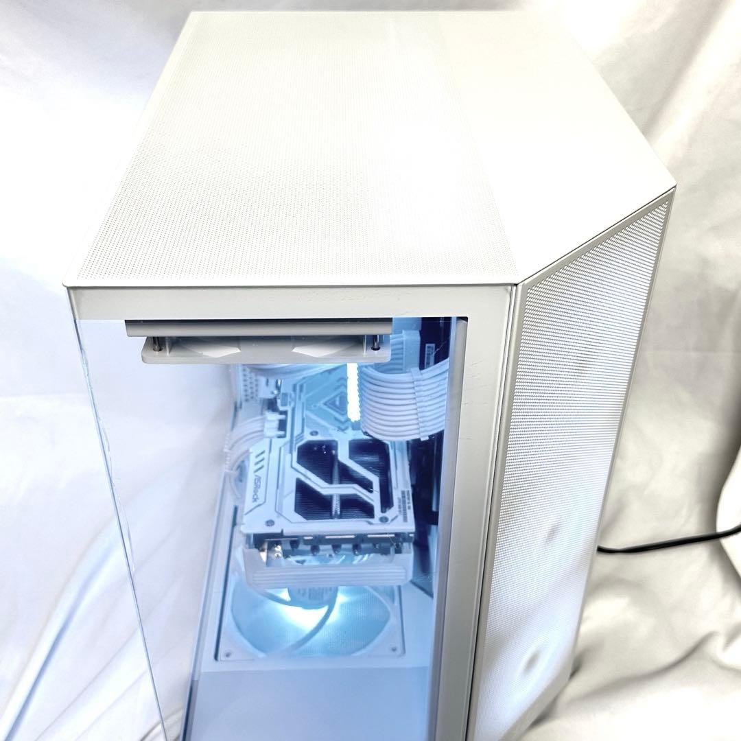 【新品】 ゲーミングPC RYZEN7 9700X RX9070XT 32GB