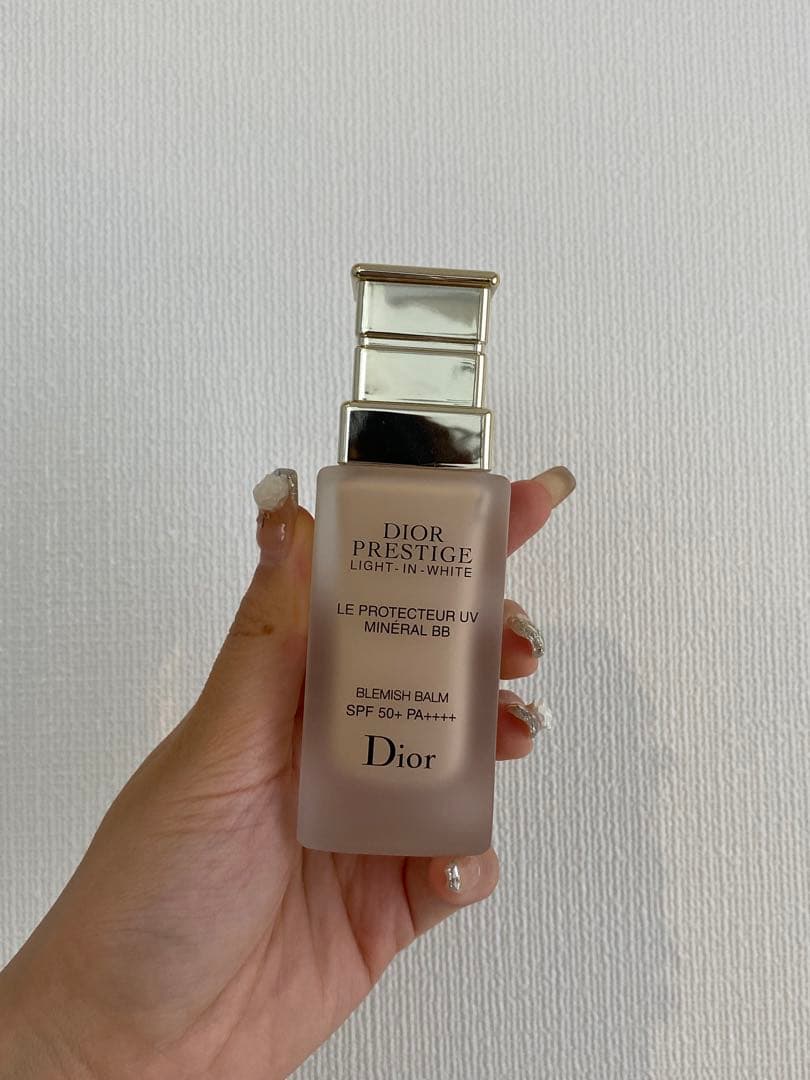 DIORプレステージ ホワイト ル プロテクター UV ミネラル BB / 00