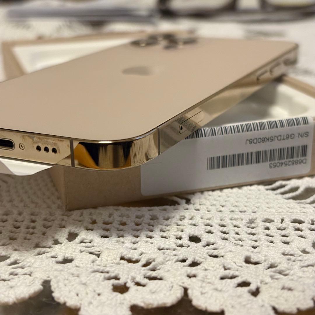 Apple iPhone 12 Pro ゴールド 本体