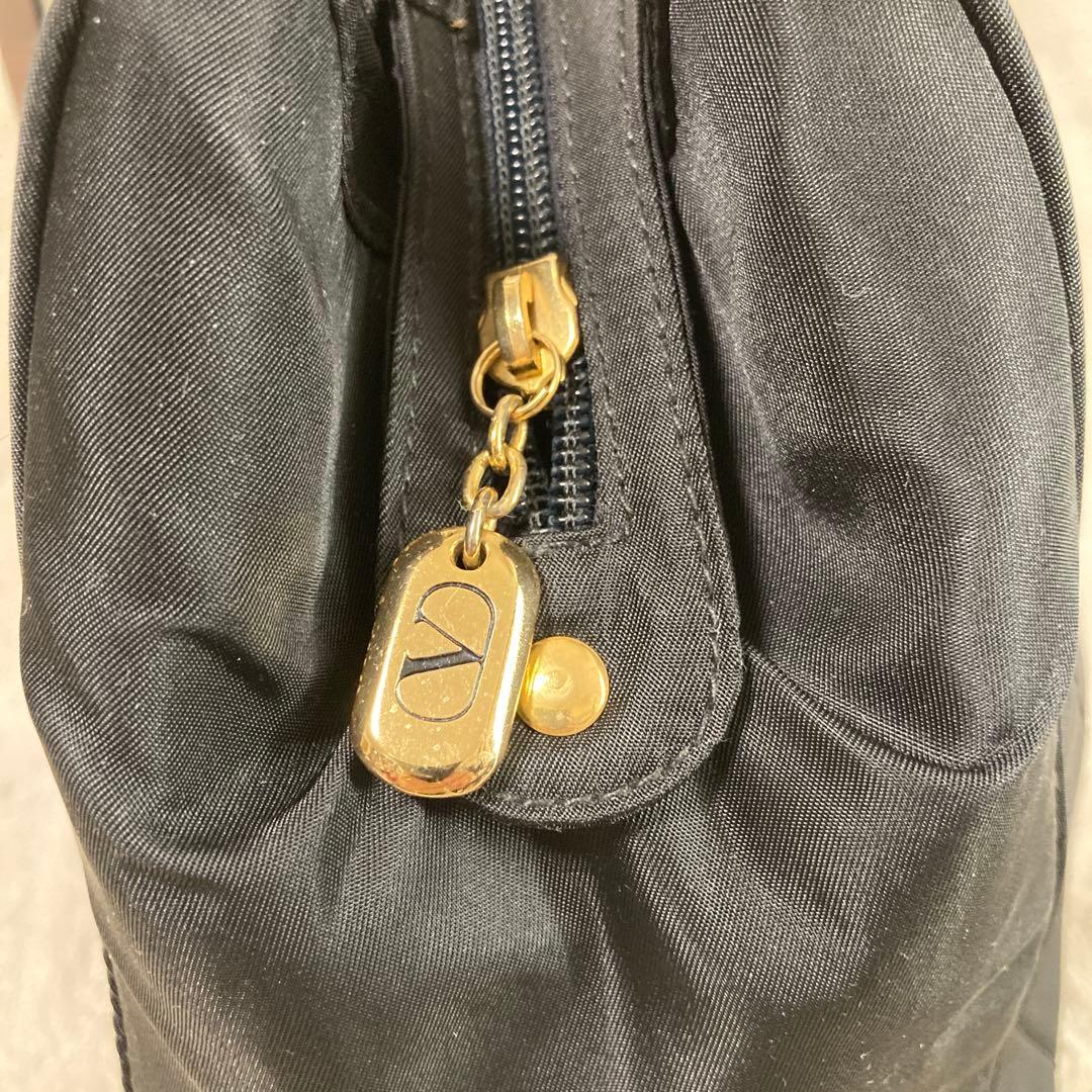 美品　ヴァレンティノ　チェーンショルダーバッグ　キルティング　インナーバッグ　黒