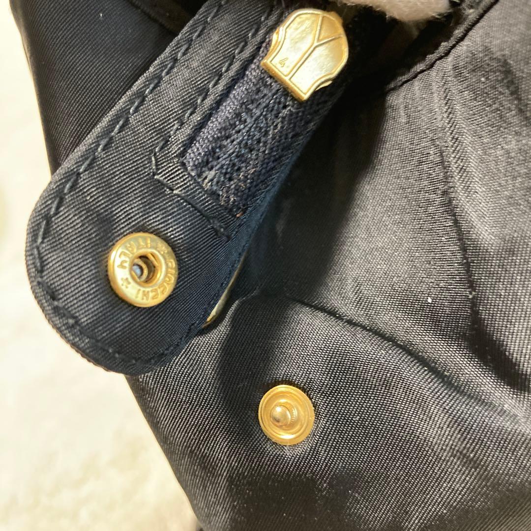 美品　ヴァレンティノ　チェーンショルダーバッグ　キルティング　インナーバッグ　黒