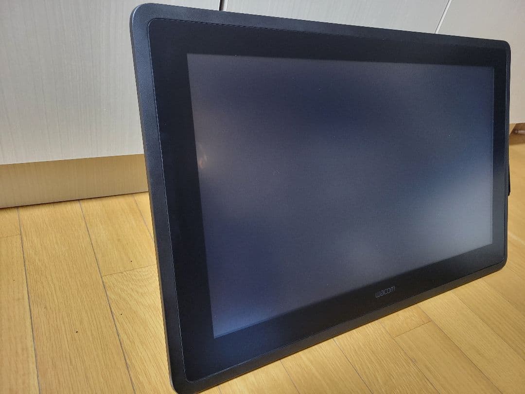 Wacom cintiq 22 DTK2260KOD　ワコム　液タブ