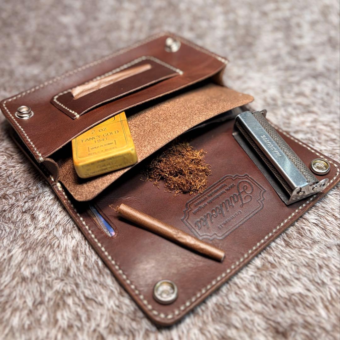 ◎ラスト1点.大人の渋さ漂う.二つ折り.オイルヌメシャグポーチ◎