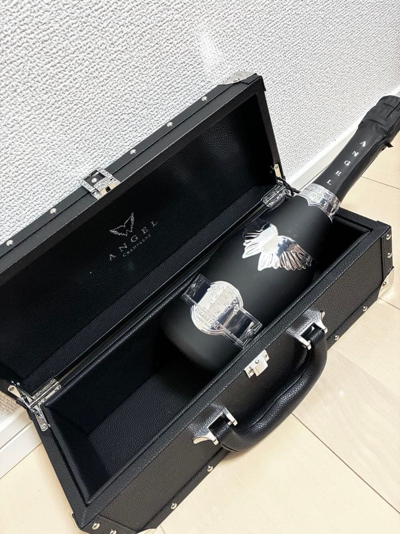 最安値　極美品　ANGEL NV Brut Black 750ml 新品未開封