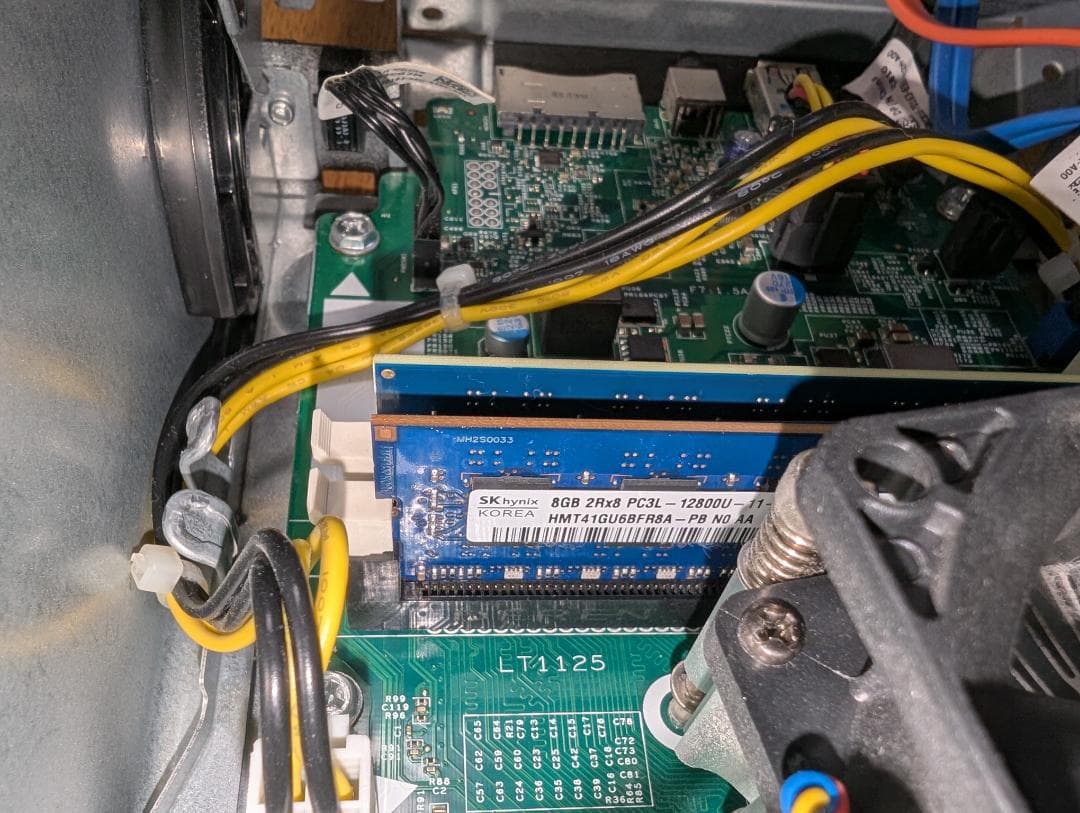 DELL Vostro 3660 デスクトップPC GTX 1650内蔵