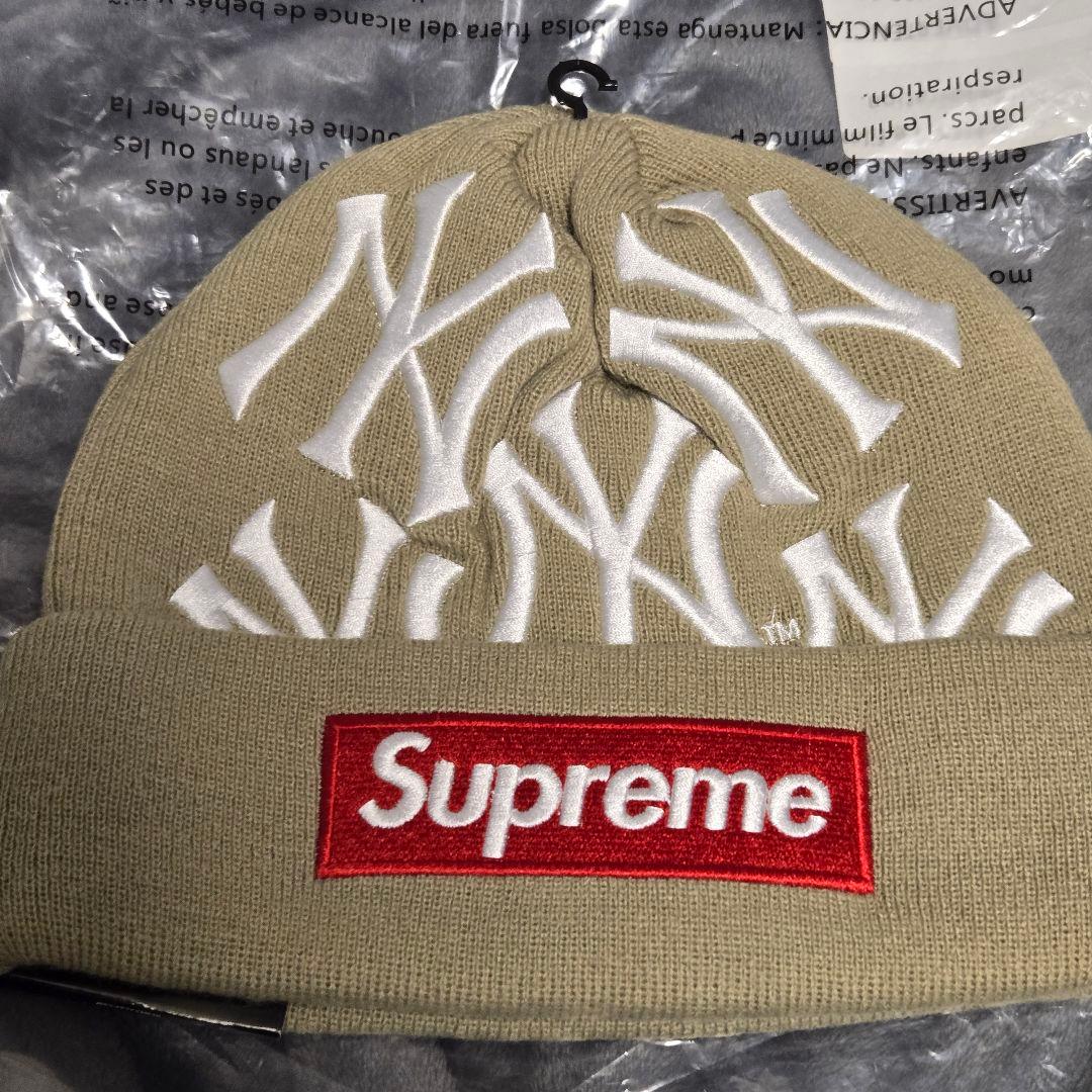 ルセラフィム着用 Supreme Yankees Box Logo Beanie