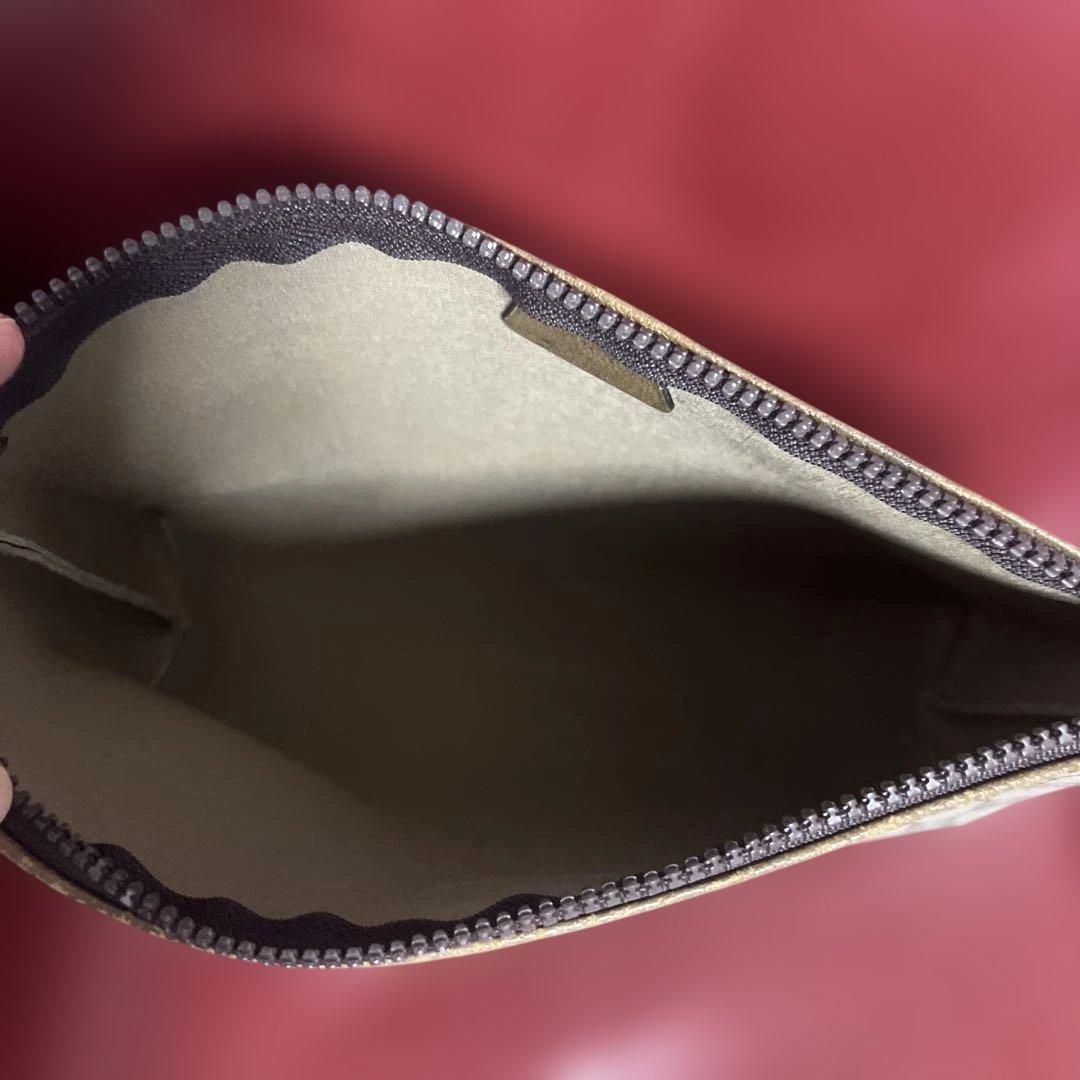 GUCCI GGパターン クラッチバッグ ベージュ