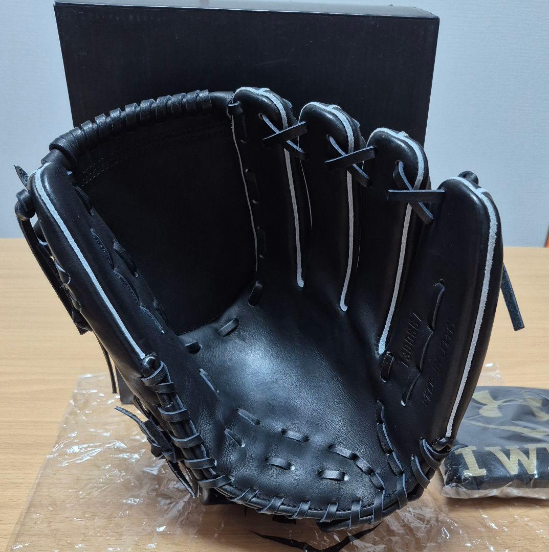 アンダーアーマー　硬式グラブ