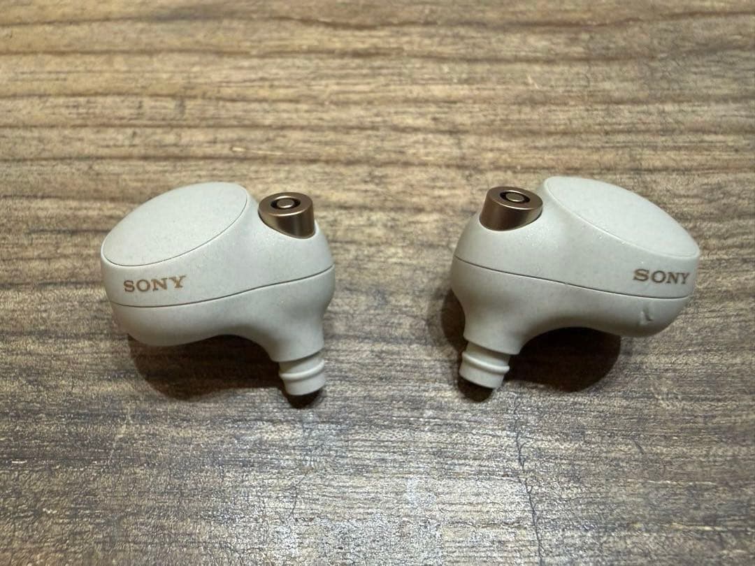 SONY WF-1000XM4 プラチナシルバー 新品純正バッテリー交換済み