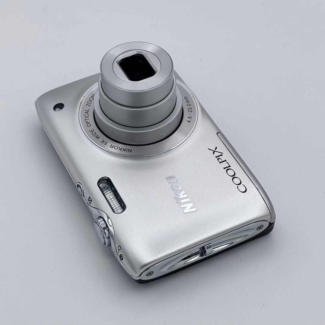 ニコン COOLPIX S3100 デジカメ 付属品完備 SDカード付き