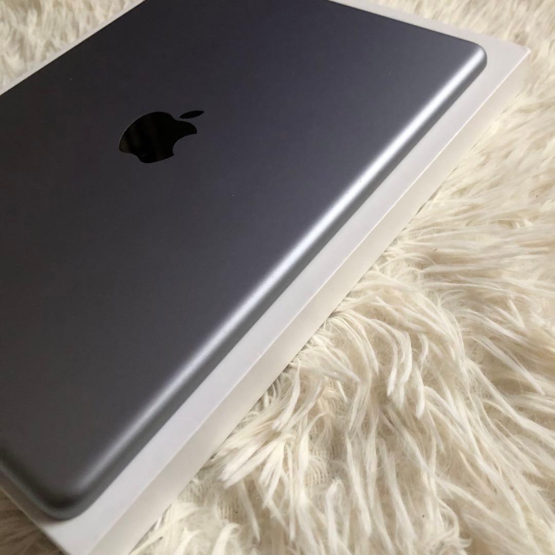 【完動品】iPad 第6世代 128GB Wi-Fi 【すぐ発送】