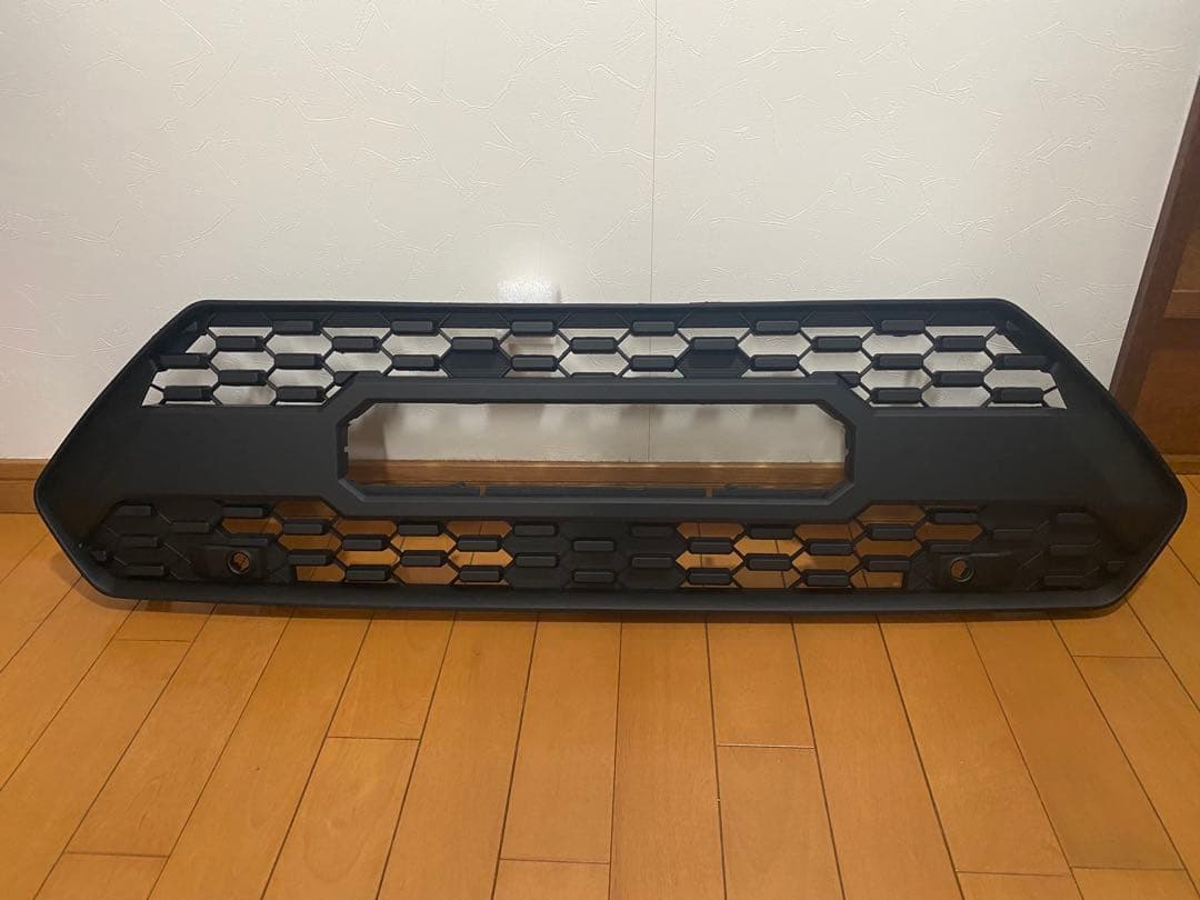 RAV4 アドベンチャー　タコマ風グリル　未使用品