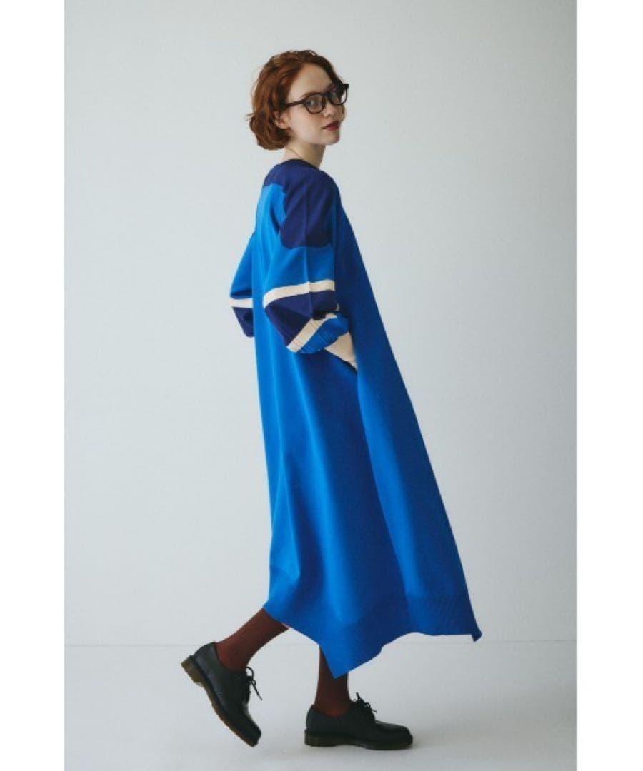 【新品タグ付き】HeRIN.CYE LINE SLEEVE KNIT DRESS