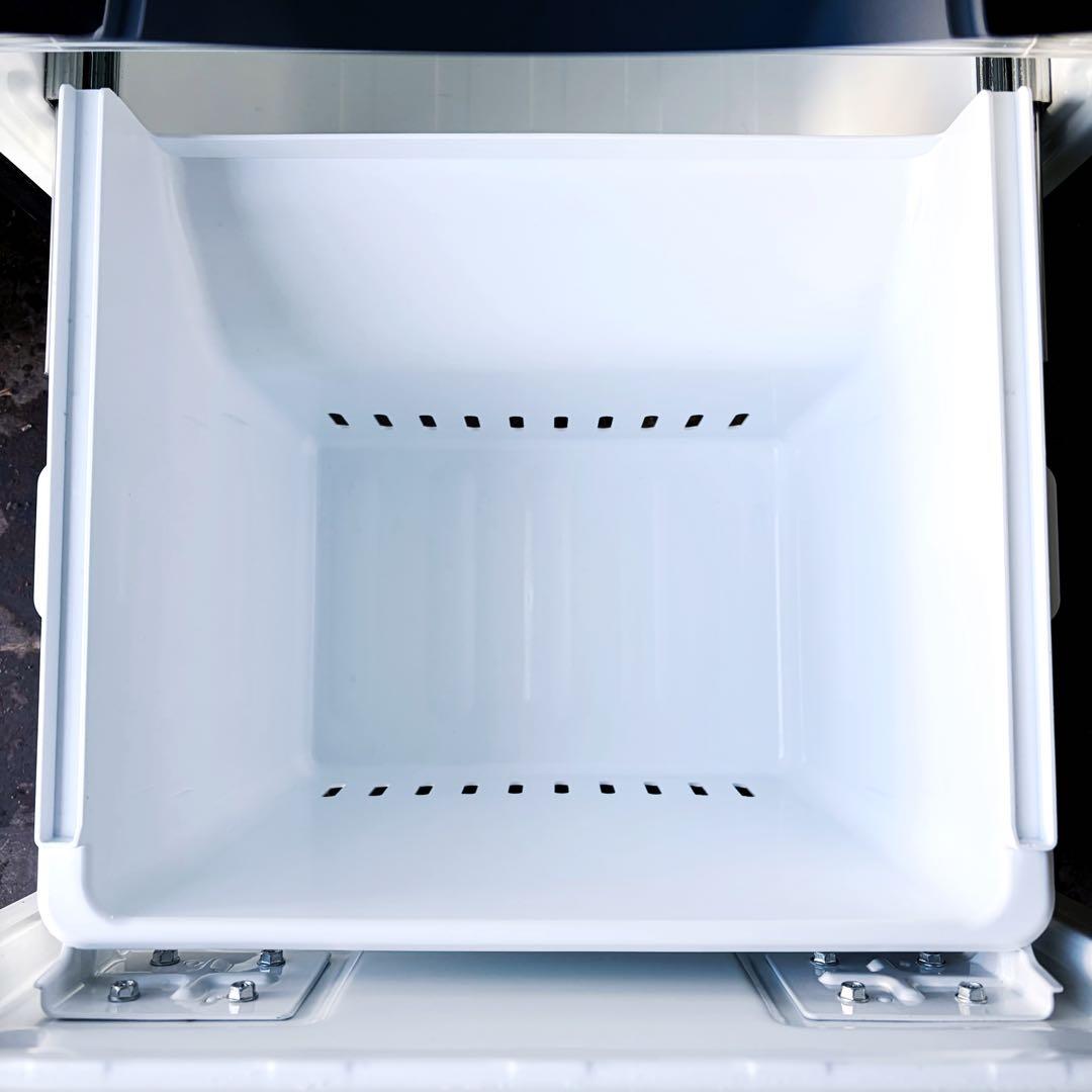 運搬取付無料！ブラック&ホワイト純正東芝シンプルおしゃれ家電セット！完動超美品！