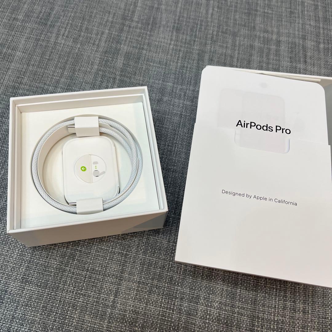 AirPods Pro (第2世代) 本体　⭐︎美品⭐︎➕オマケケース付き　送料無料