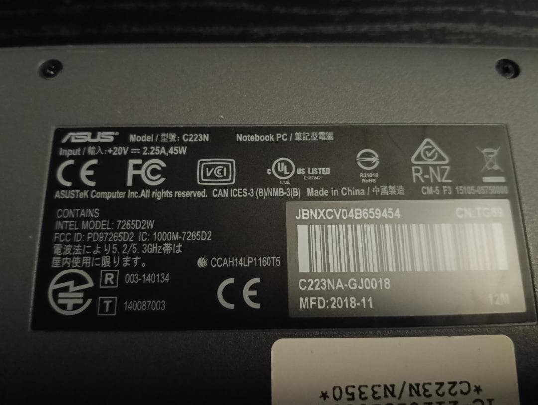 ASUS Chromebook C223N 本体 充電器付き