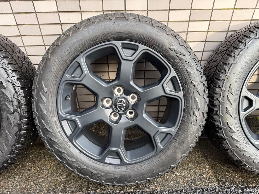 2023年新車外しRAV4 オフロードPKGⅡ 純正18インチ 4本 送料込み