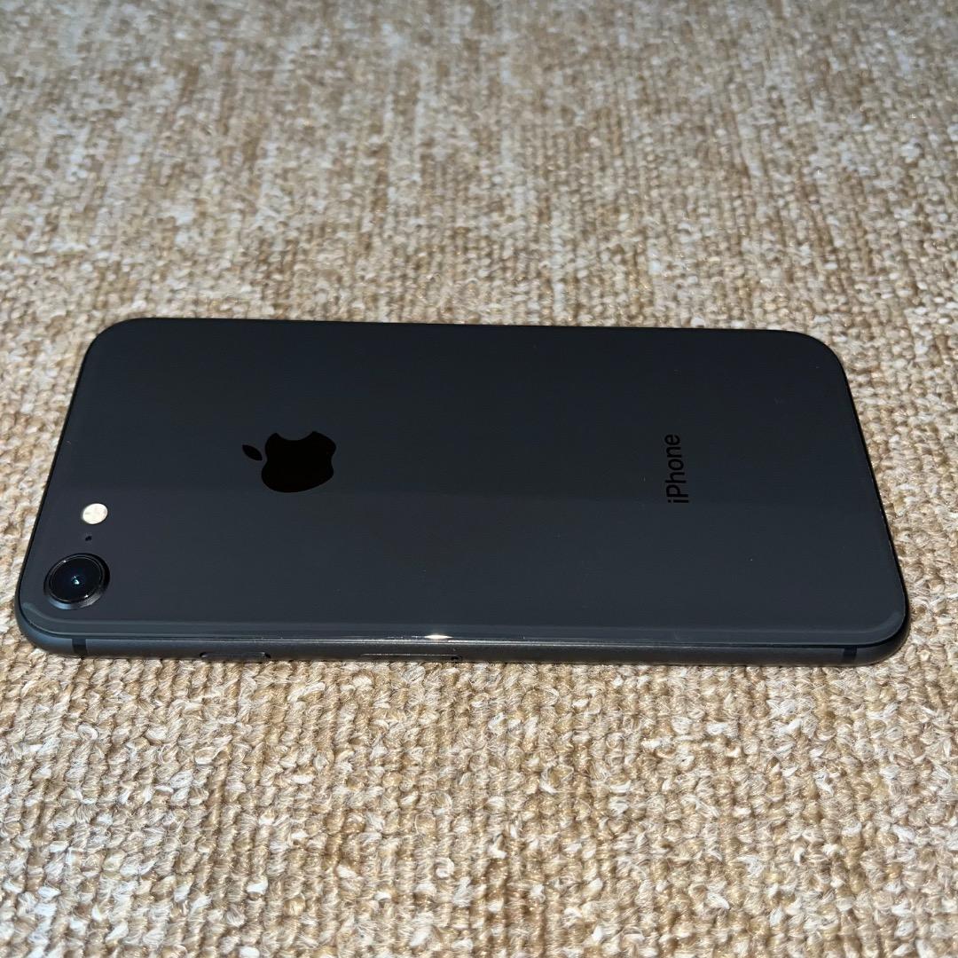 Apple iPhone 8 ブラック 本体 64GB 中古