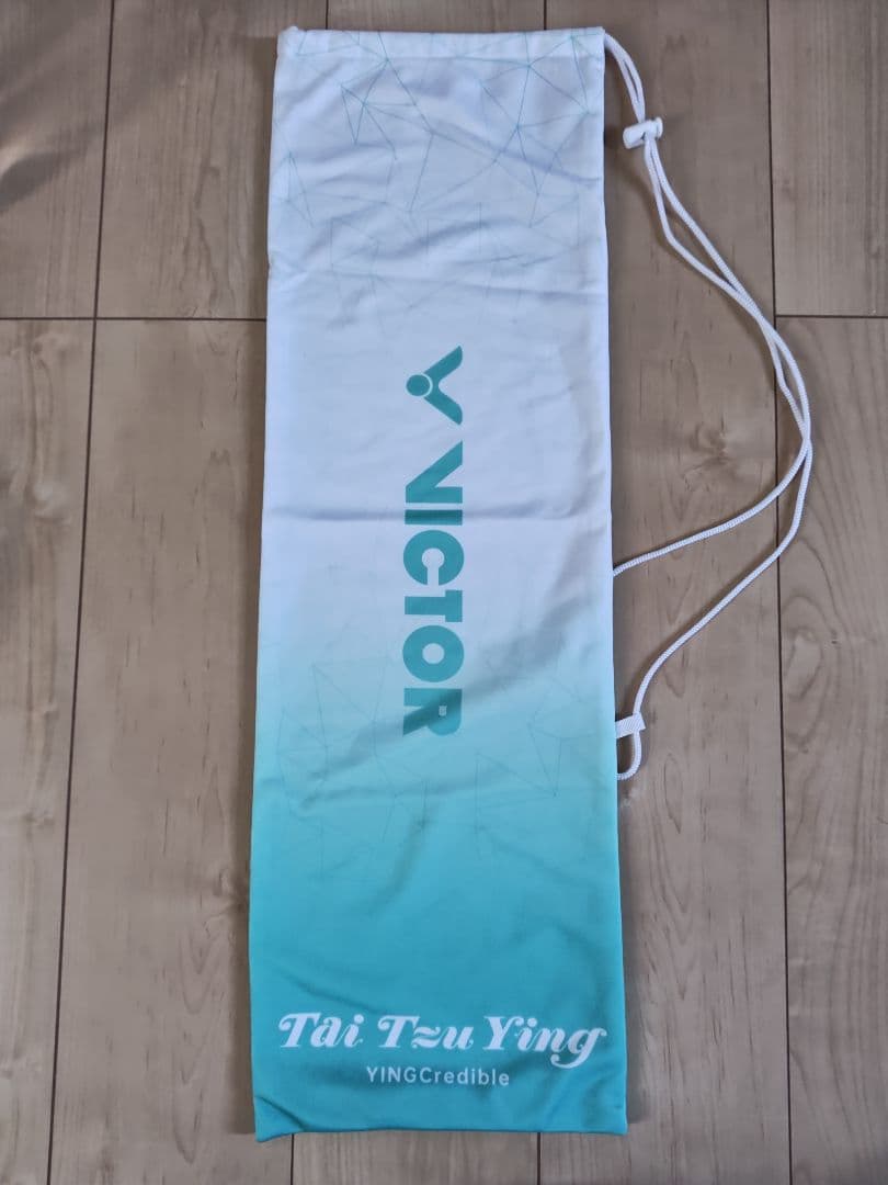 ひーろ　　スラスター TTY Ultima victor 　美品