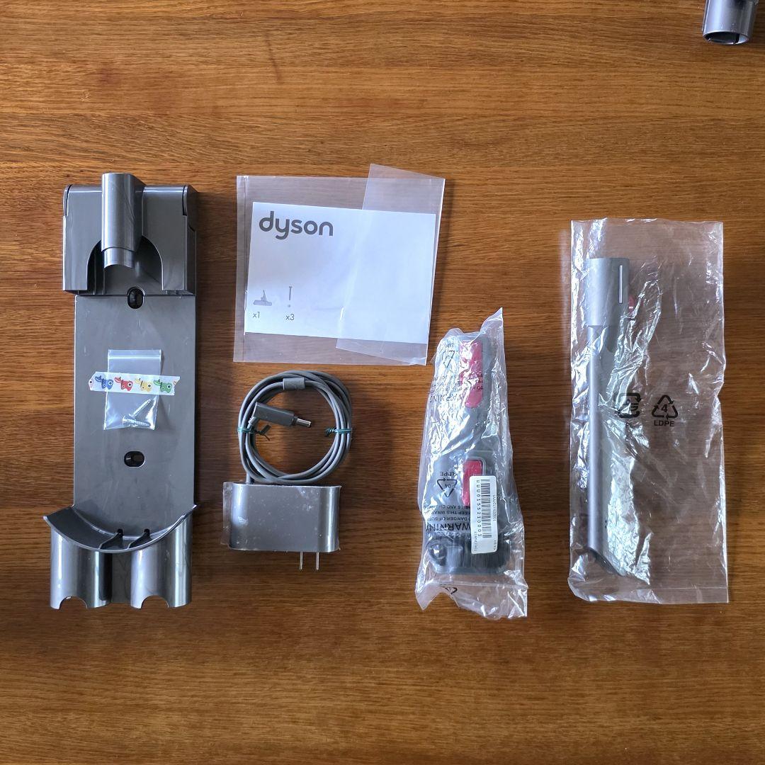 dyson V8 Slim Fluffy SV10K メンテナンス済み