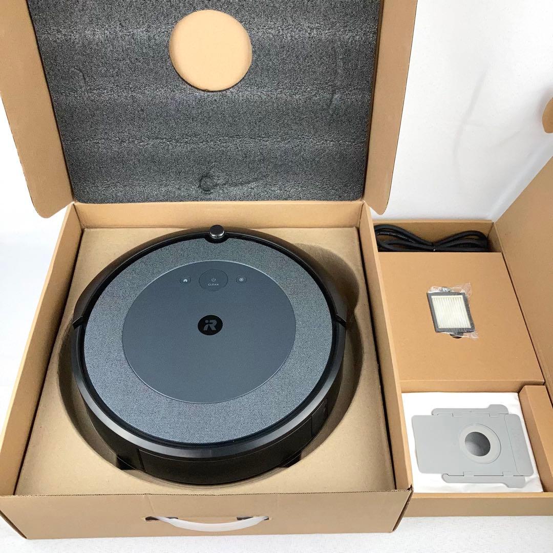 ルンバi3+ ほぼ未使用 自動ゴミ捨て機能 ロボット掃除機 アイロボット